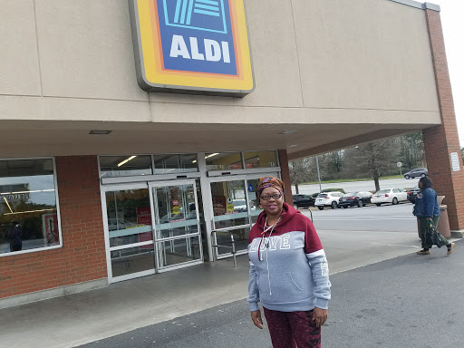 Supermarket «ALDI», reviews and photos, 615 North Ave, Jonesboro, GA 30236, USA