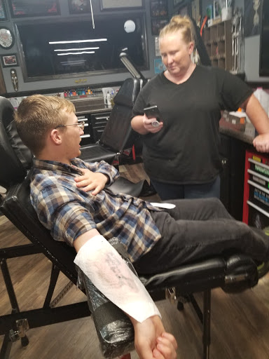 Tattoo Shop «Love Blood Ink Tattoo», reviews and photos, 2019 Fort Campbell Blvd, Clarksville, TN 37042, USA