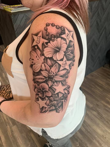 Explore tattoo ideas small flowers, creative tattoo ideas in Jonesboro, available at Gallery Of Ink Tattoo Shop