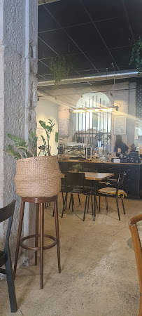 Atmosphère du Restaurant ZEITGEIST café - vegan coffee & cake à Lyon - n°8