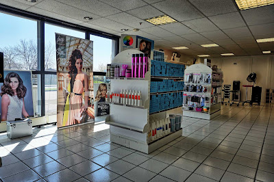 Coiffure Cosmetik Diffusion à Riorges