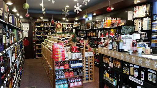 Liquor Store «Warsaw Wine & Spirits, Inc.», reviews and photos, 100 N Main St, Warsaw, NY 14569, USA