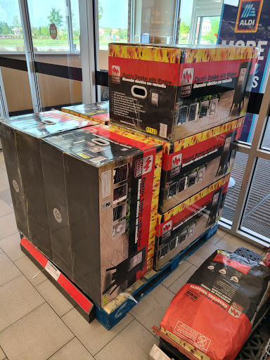 Grocery Store «ALDI», reviews and photos, 1128 S Main St, Englewood, OH 45322, USA