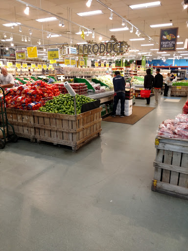 Supermarket «Bridgeport Food Bazaar Supermarket», reviews and photos, 500 Sylvan Ave, Bridgeport, CT 06606, USA