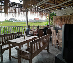 AKSATA BAR 2 photo