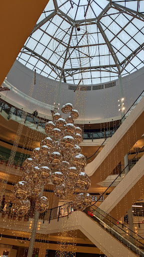 Shopping Mall «Pioneer Place», reviews and photos, 700 SW 5th Ave, Portland, OR 97204, USA