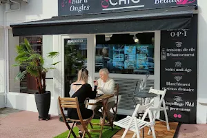 💅🏼 Côté-Chic Royan | Bar à Ongles OPI - Beauté du Regard image