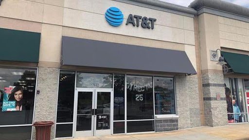 AT&T, 17622 Garland Groh Blvd, Hagerstown, MD 21740, USA, 