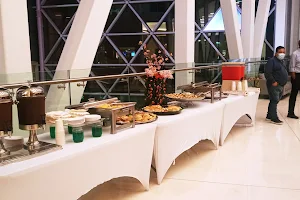 Cafeteria Gourmet D'catering image