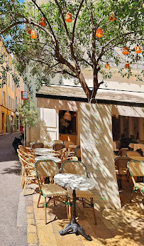 Atmosphère du Restaurant français La Fontaine à Aix-en-Provence - n°2