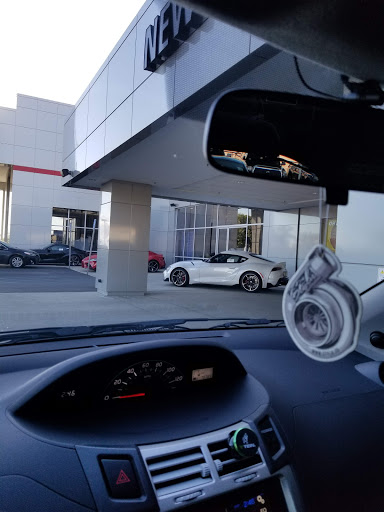 Toyota Dealer «Claremont Toyota», reviews and photos, 601 Auto Center Dr, Claremont, CA 91711, USA