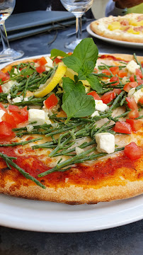 Pizza du Pizzeria Chez Emeline à Champs-sur-Yonne - n°9