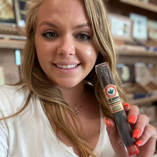 Cigar Shop «Three Js Cigar Davie», reviews and photos, 8250 Griffin Rd, Davie, FL 33328, USA