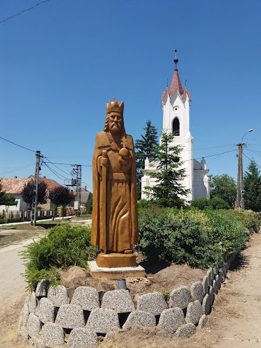 Értékelések erről a helyről: Szent István szobor, Görgeteg - Templom