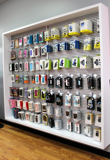 Cell Phone Store «Verizon Wireless and FiOS Retailer- Im Wireless - Andover», reviews and photos, 77 Main St, Andover, MA 01810, USA