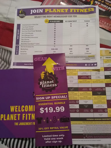 Gym «Planet Fitness», reviews and photos, 383 Edgewood Rd NW, Cedar Rapids, IA 52405, USA