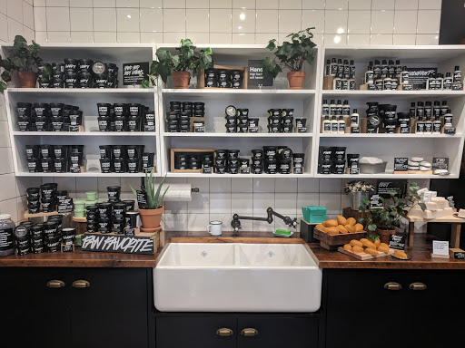 Cosmetics Store «Lush», reviews and photos, 708 NW 23rd Ave, Portland, OR 97210, USA