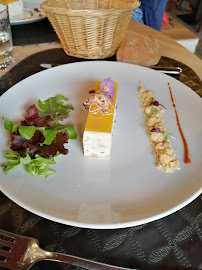 Vaisselle du Restaurant gastronomique La Rose Trémière à Saint-Michel-en-l'Herm - n°5