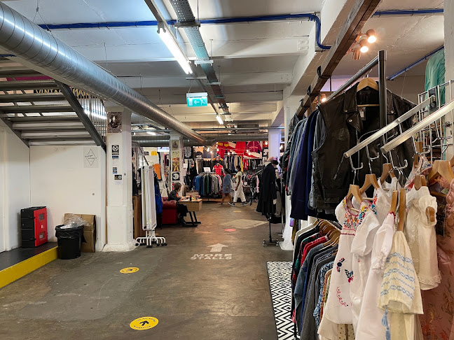 Reviews of The Brick Lane Vintage Market in London - Clothing store