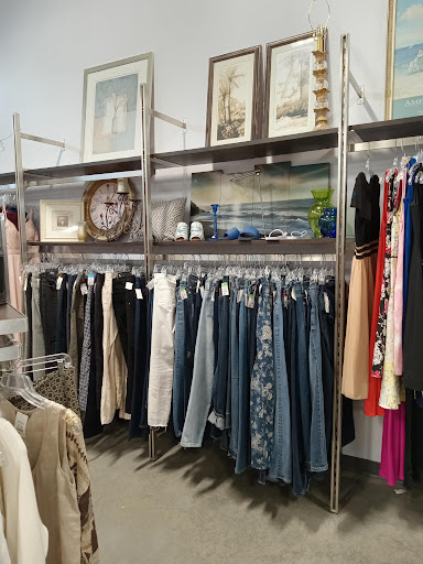 Thrift Store «Goodwill Central Texas - Lakeway», reviews and photos, 1901 RR 620 South, Lakeway, TX 78734, USA