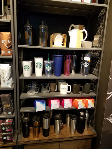 Coffee Shop «Starbucks», reviews and photos, 610 W 2600 S, Woods Cross, UT 84010, USA