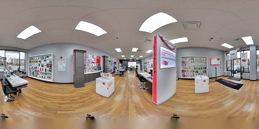 Cell Phone Store «Verizon Wireless and FiOS Retailer- Im Wireless - Andover», reviews and photos, 77 Main St, Andover, MA 01810, USA