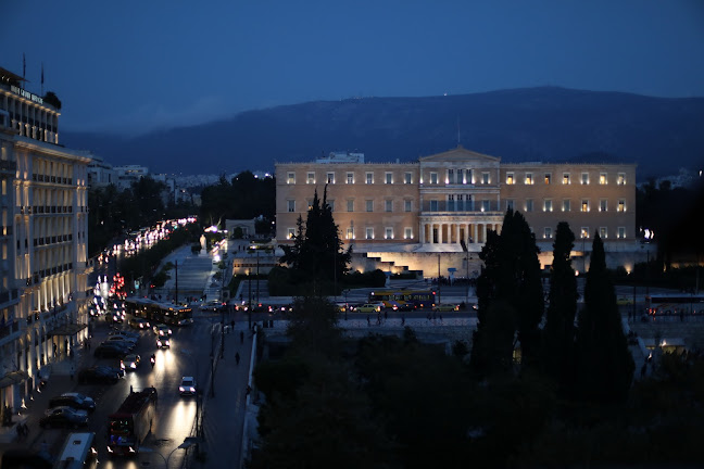 Public Café Restaurant Συντάγματος - Καφετέρια
