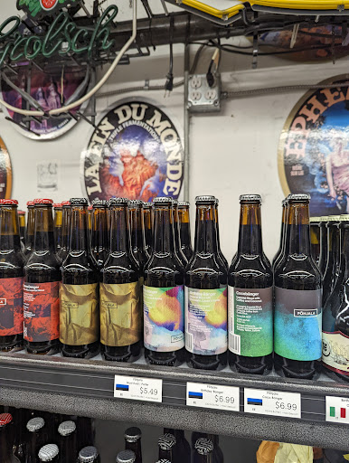 Liquor Store «Beverage Warehouse», reviews and photos, 1 East St, Winooski, VT 05404, USA