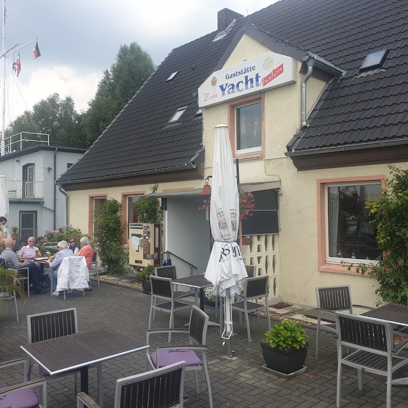 Restaurant - Speisegaststätte - Café - Zum Yachthafen -