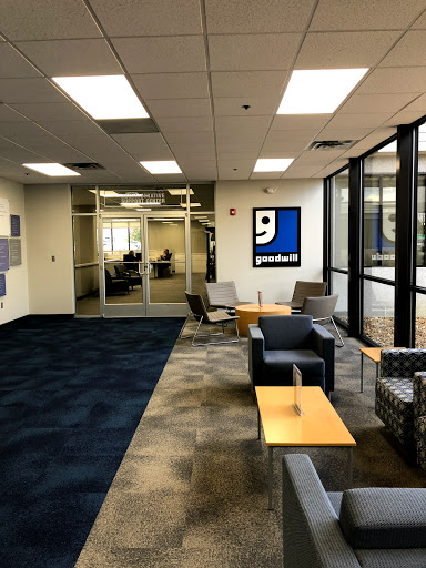 Outlet Store «Goodwill Central Virginia Outlet», reviews and photos, 6301 Midlothian Turnpike, Richmond, VA 23225, USA