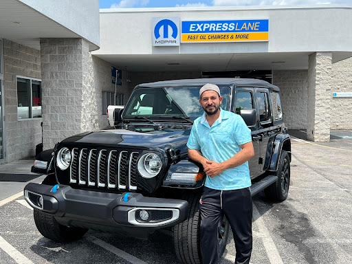 Used Car Dealer «Apple CDJR of Hanover», reviews and photos, 200 Eisenhower Dr, Hanover, PA 17331, USA