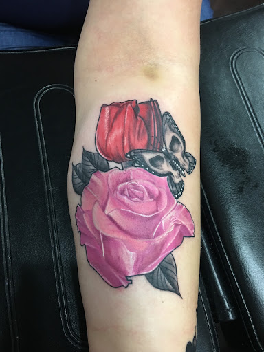 Explore ideas de tattoo para hombres, creative tattoo ideas in Peoria, available at Modern Ink Tattoo