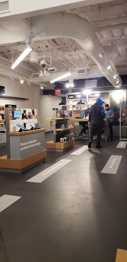 Cell Phone Store «Verizon», reviews and photos, 1314 F St NW, Washington, DC 20004, USA