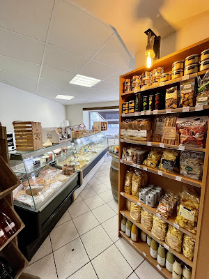 AROMATICA Epicerie-Comptoir-Terrasse à Brignais