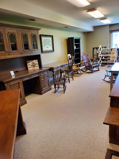 Furniture Store «Clear Creek Amish Furniture», reviews and photos, 1558 OH-73, Waynesville, OH 45068, USA