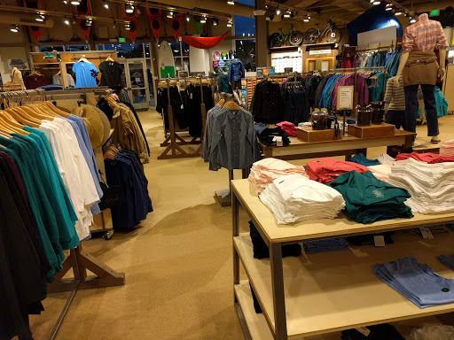 Clothing Store «L.L. Bean», reviews and photos, 700 Paramus Park, Paramus, NJ 07652, USA