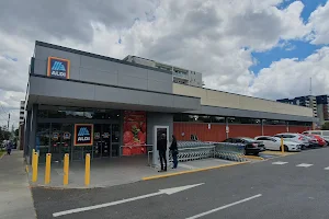 ALDI image