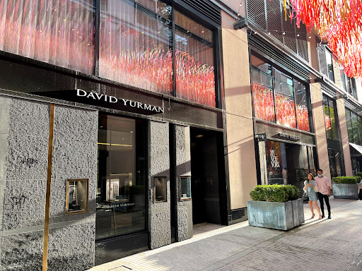 David Yurman, 924 Palmer Alley NW, Washington, DC 20268, USA, 
