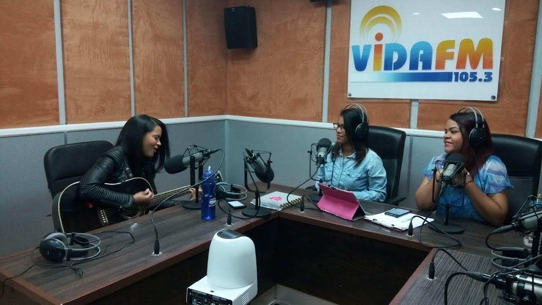 VIDA FM (105.3 FM)