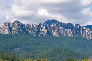 Ulsanbawi Rock image