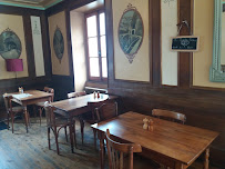 Atmosphère du Restaurant français Café Brochier à Saint-Julien-en-Vercors - n°11