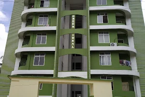 Green Ideal Apartment image