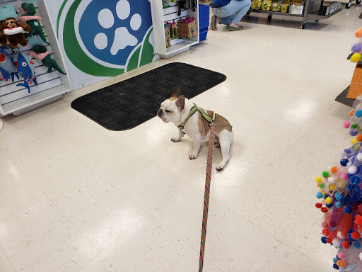 Pet Supply Store «Natural Pet Center», reviews and photos, 3037 13th Ave S, Fargo, ND 58103, USA