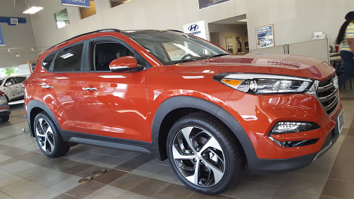 Hyundai Dealer «Crestmont Hyundai», reviews and photos, 2961 Center Rd, Brunswick, OH 44212, USA