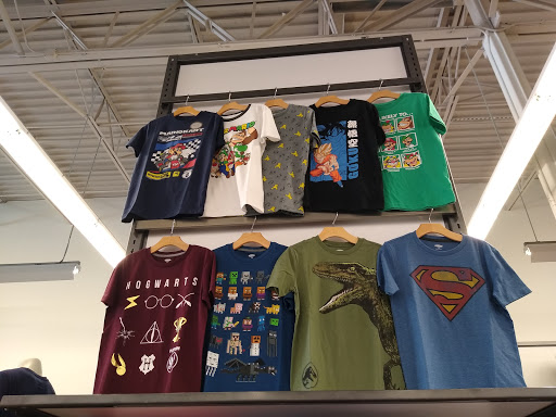 Clothing Store «Old Navy», reviews and photos, 4300 Towne Center Dr, Louisville, KY 40241, USA