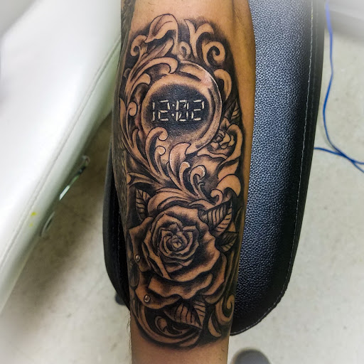 Explore dnr tattoo ideas, creative tattoo ideas in Kingsport, available at Ink-a-zoid Tattoos & Piercings