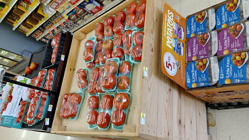 Grocery Store «Harvest Supermarket - New Castle, Indiana», reviews and photos, 1712 Broad St, New Castle, IN 47362, USA