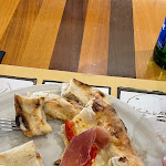 Photo n°1 de l'avis de Maxim.u fait le 07/01/2023 à 14:11 sur le  Fratelli La Bufala à Naples