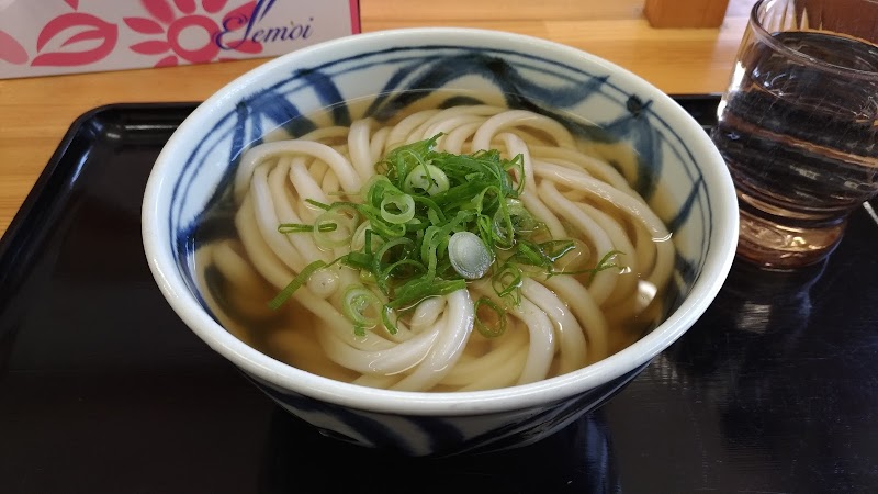 さくら製麺所。ぶっかけうどん「こむぎ」