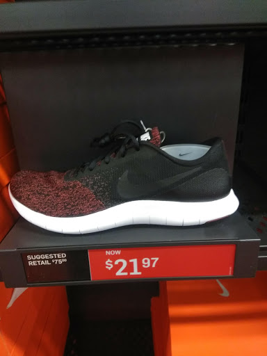 Clothing Store «Nike Factory Store», reviews and photos, 345 U.S. 1 Bypass #1, Kittery, ME 03904, USA